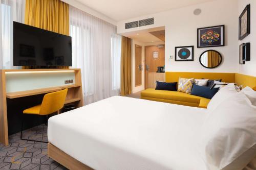 hampton by hilton lodz city center