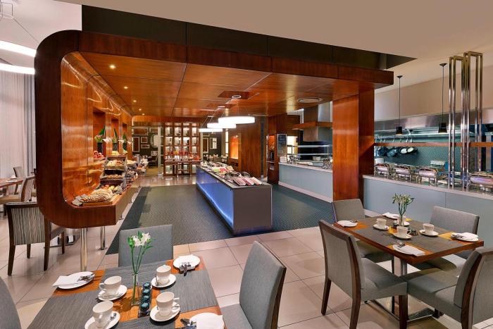 cape town marriott hotel crystal towers