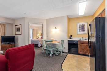 residences at daniel webster