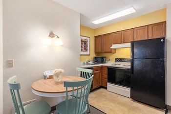 residences at daniel webster