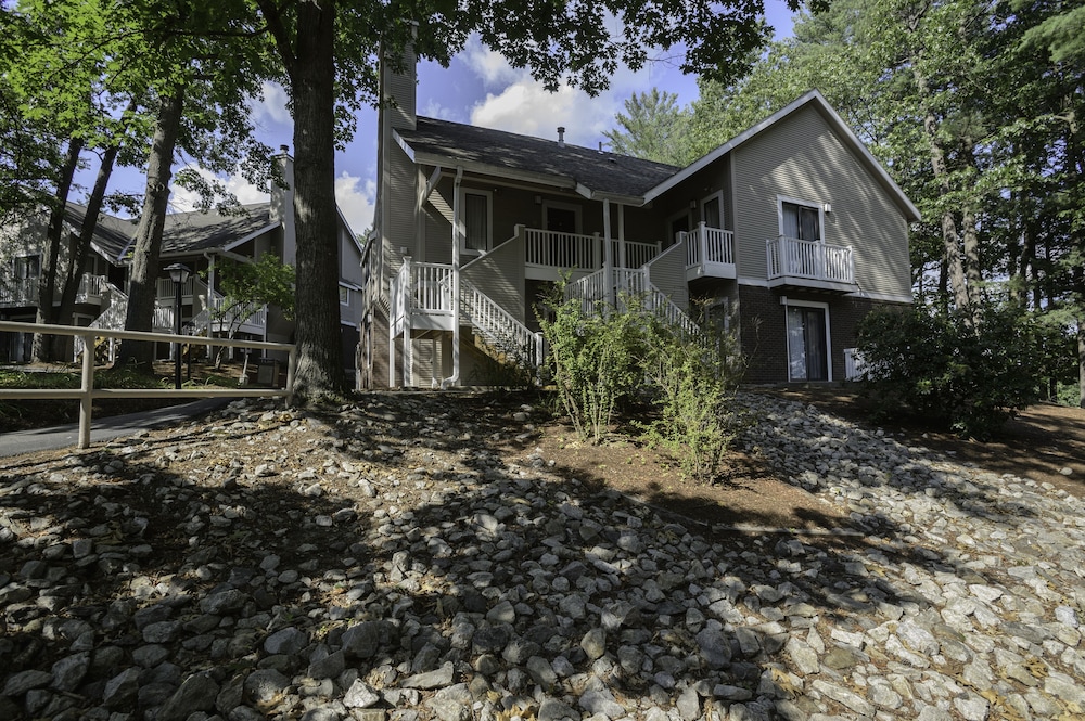 residences at daniel webster