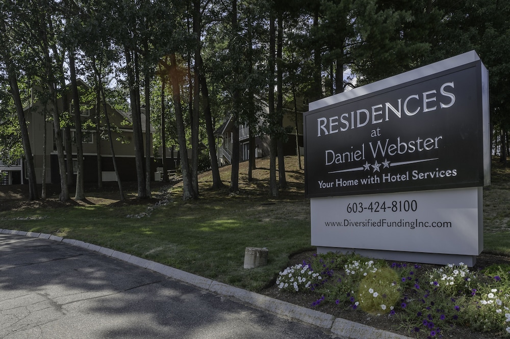 residences at daniel webster
