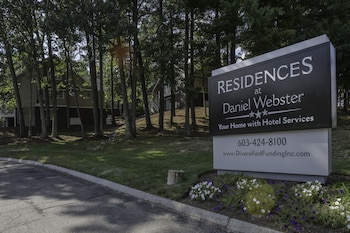 residences at daniel webster