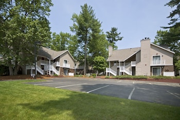 residences at daniel webster