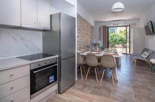 Heraklion's Heart,,0 star