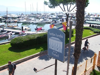 hotel sette archi