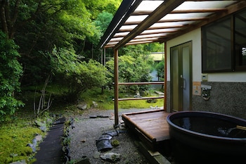 momijiya bekkan kawanoiori