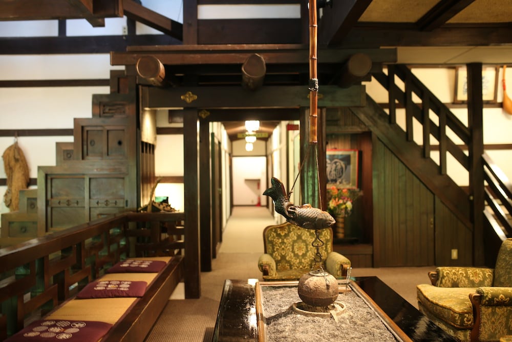 momijiya bekkan kawanoiori