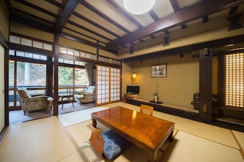 momijiya bekkan kawanoiori