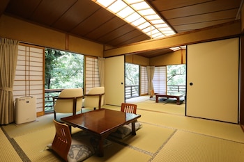 momijiya bekkan kawanoiori