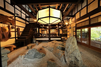 momijiya bekkan kawanoiori
