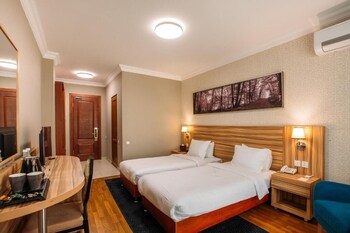 golden palace hotel