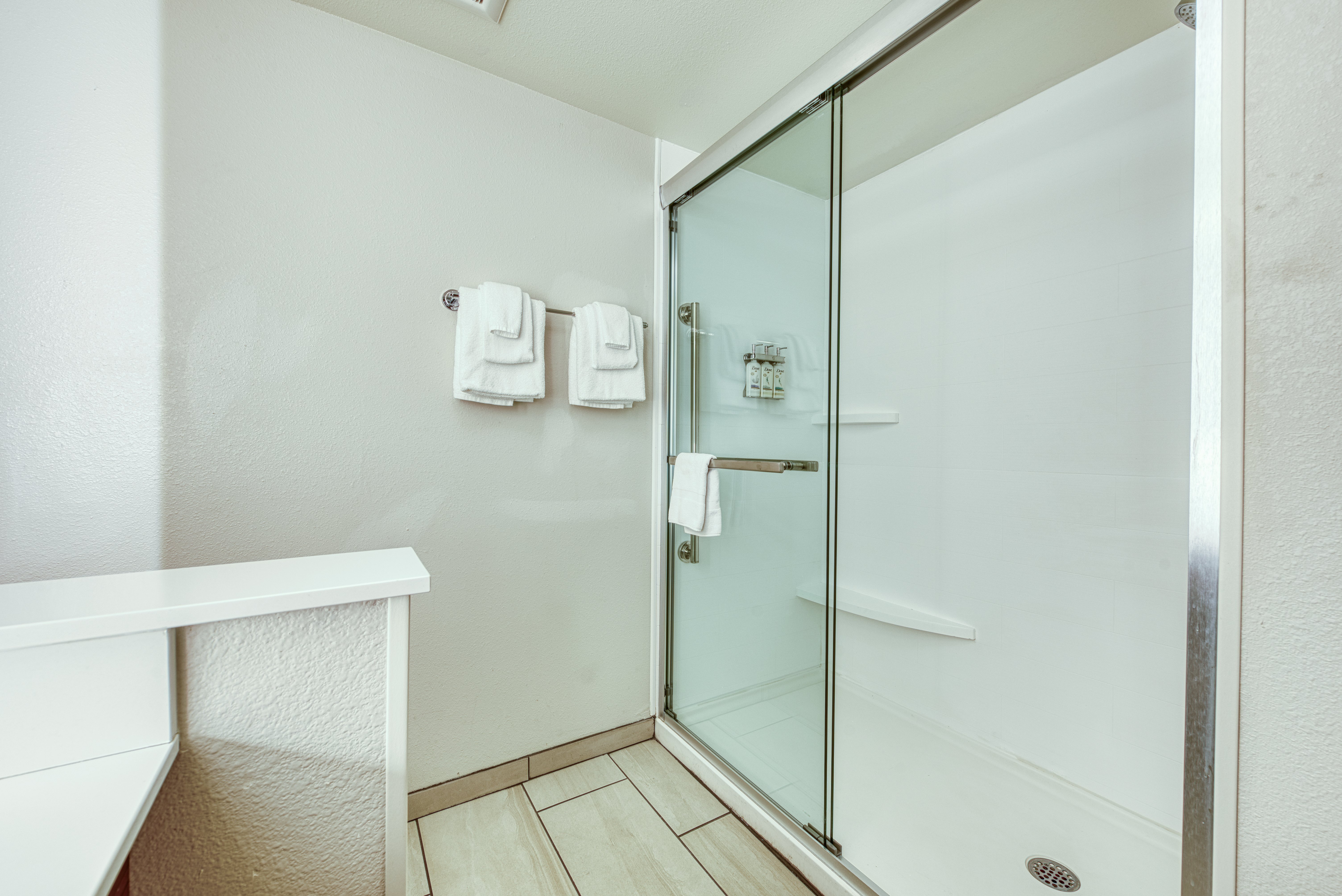holiday inn express and suites manitou springs an ihg hotel