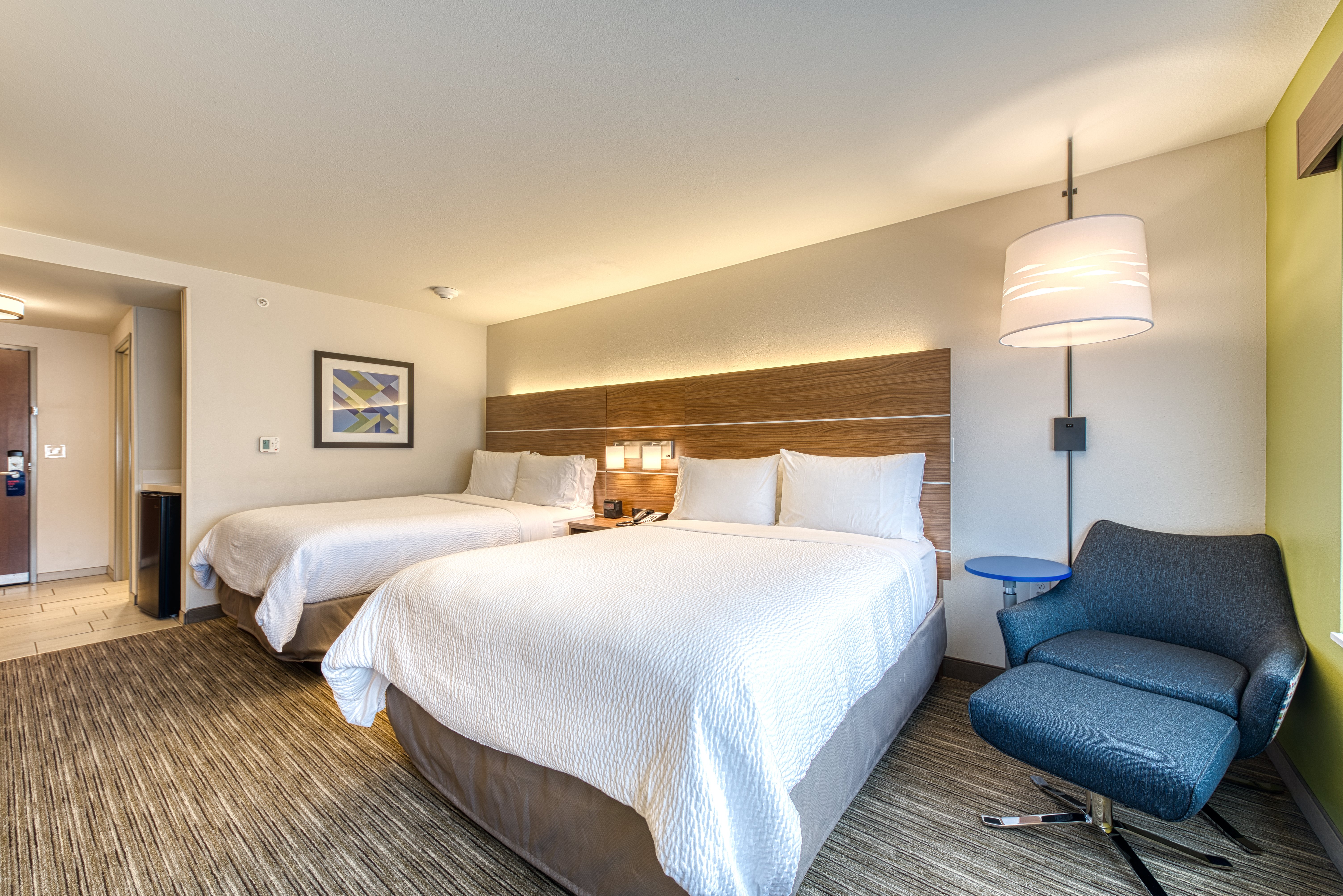 holiday inn express and suites manitou springs an ihg hotel