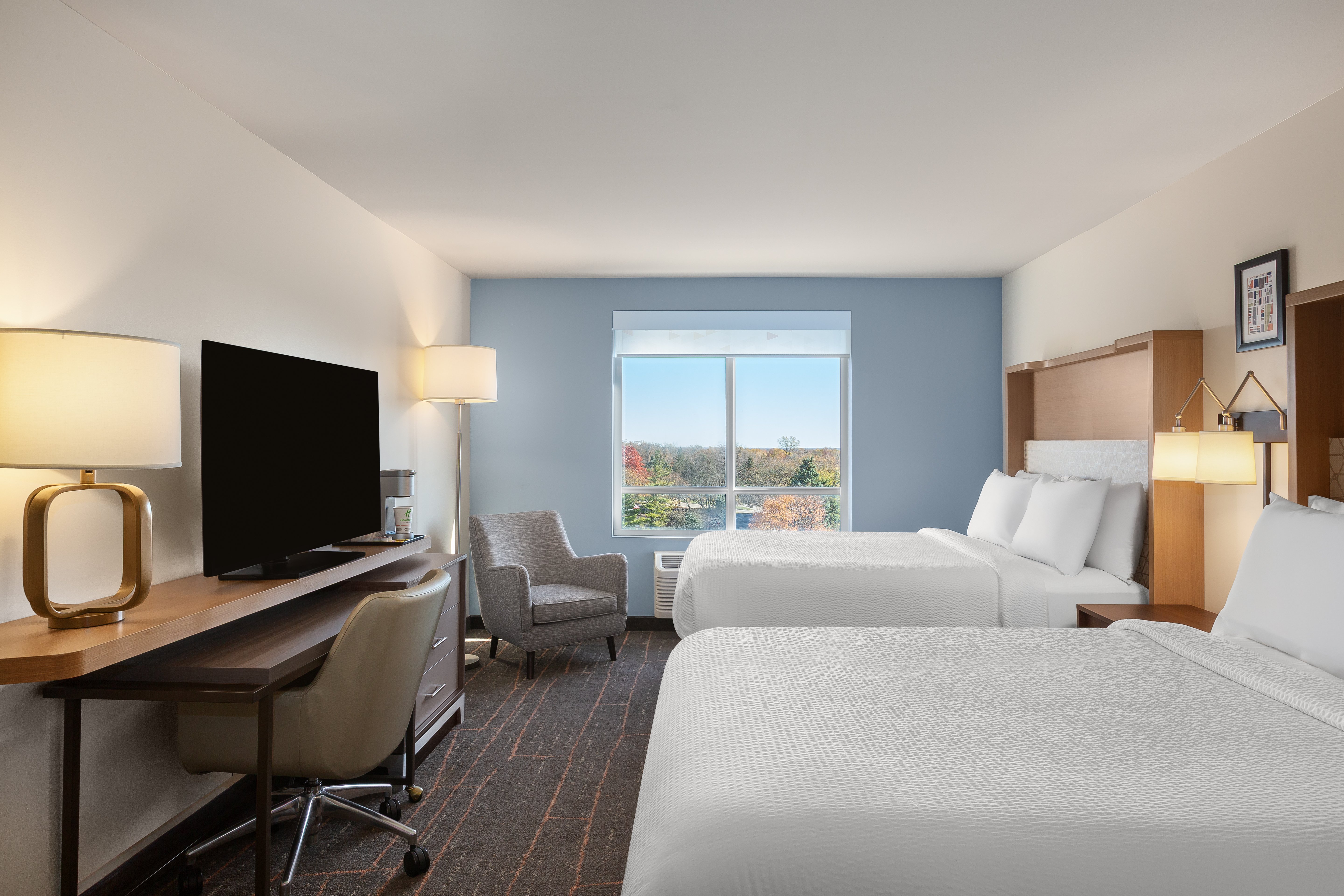 holiday inn and suites detroit troy an ihg hotel