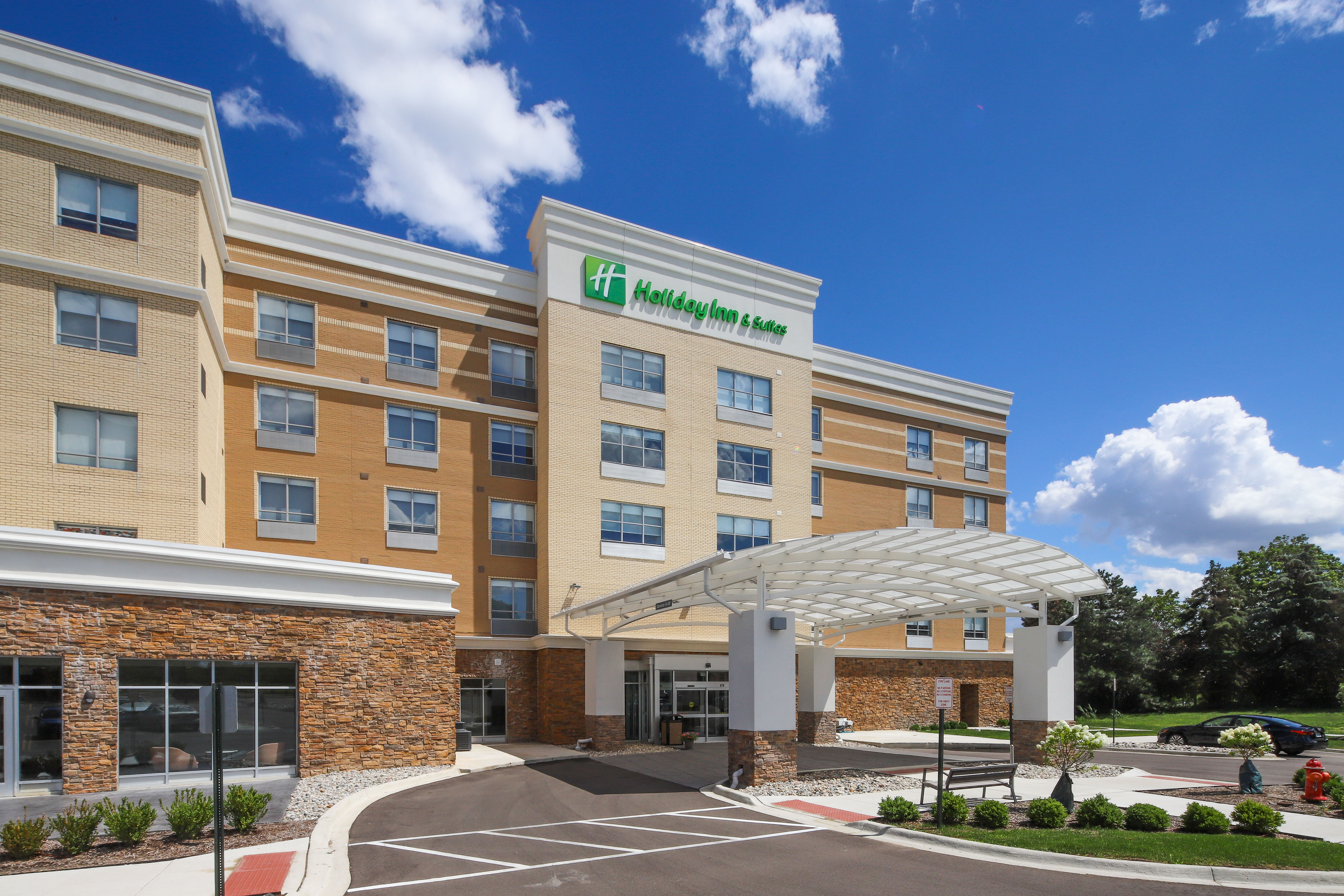 holiday inn and suites detroit troy an ihg hotel