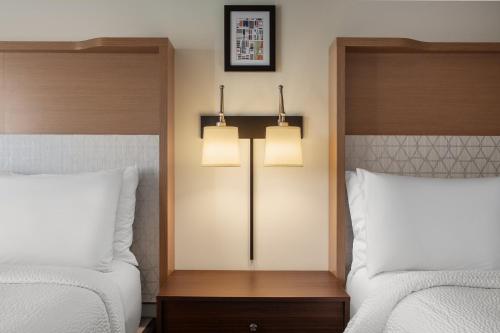 holiday inn and suites detroit troy an ihg hotel