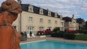 montreuil bellay