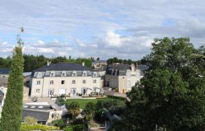 montreuil bellay