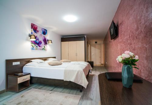 hotel eden