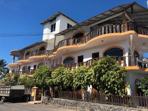 hostal sandrita