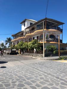 hostal sandrita