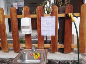 hostal sandrita