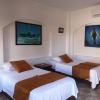 hostal sandrita
