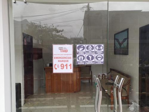 hostal sandrita