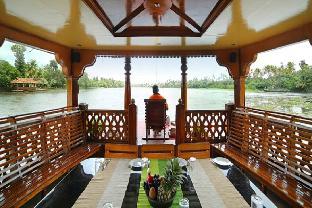 rudra houseboats