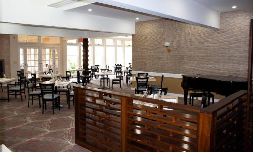 Interlaken Inn & Resort,Near Holley-Williams House Museum,3 star