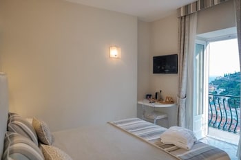 villa carlotta minori