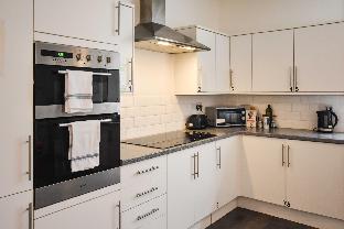 Arlington Villas Townhouse By Clifton Short Lets,Stoke Gifford>>Bristol,3 star