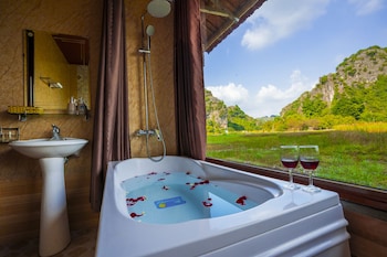 lotus field homestay