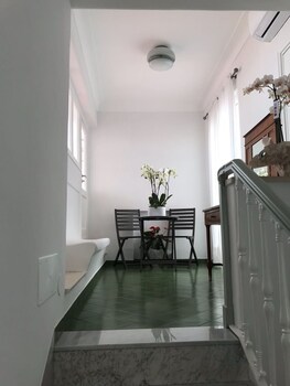 randd rest and dream capri