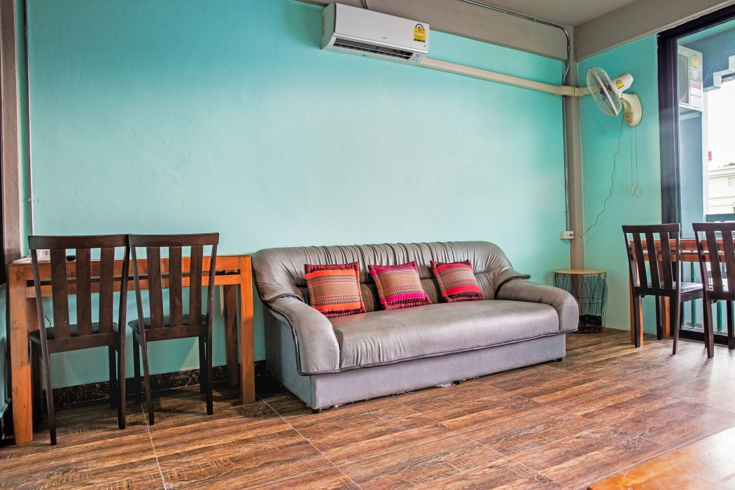 the guest hotel hostel
