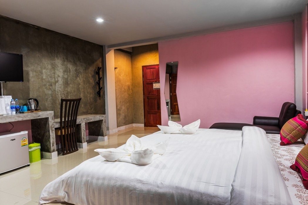 the guest hotel hostel