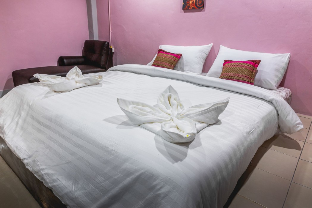 the guest hotel hostel
