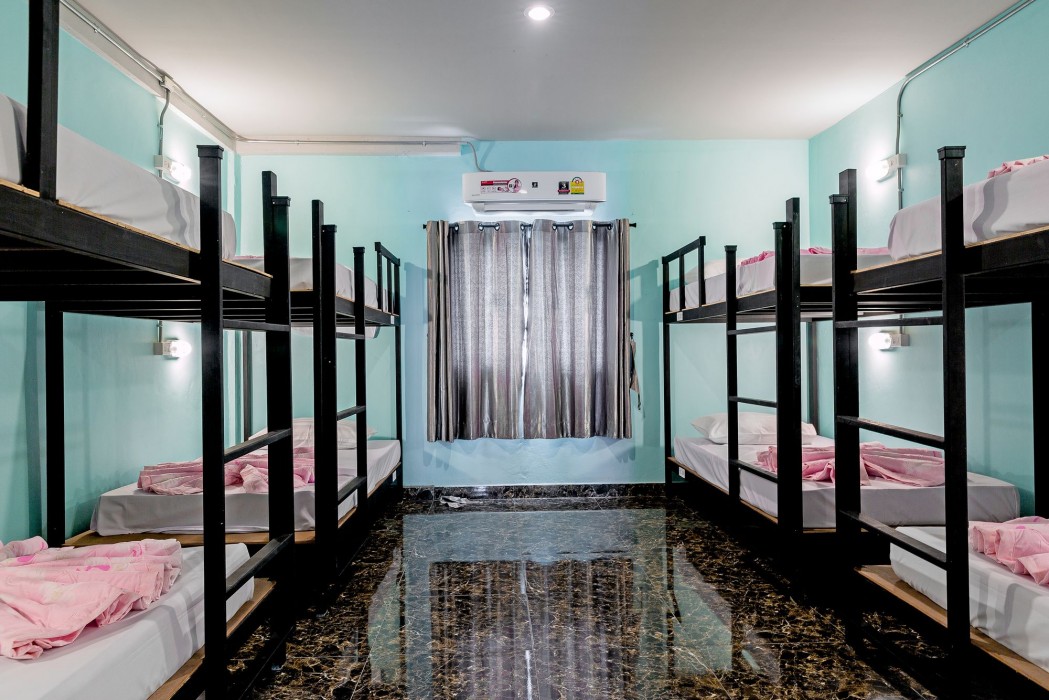 the guest hotel hostel