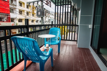 the guest hotel hostel
