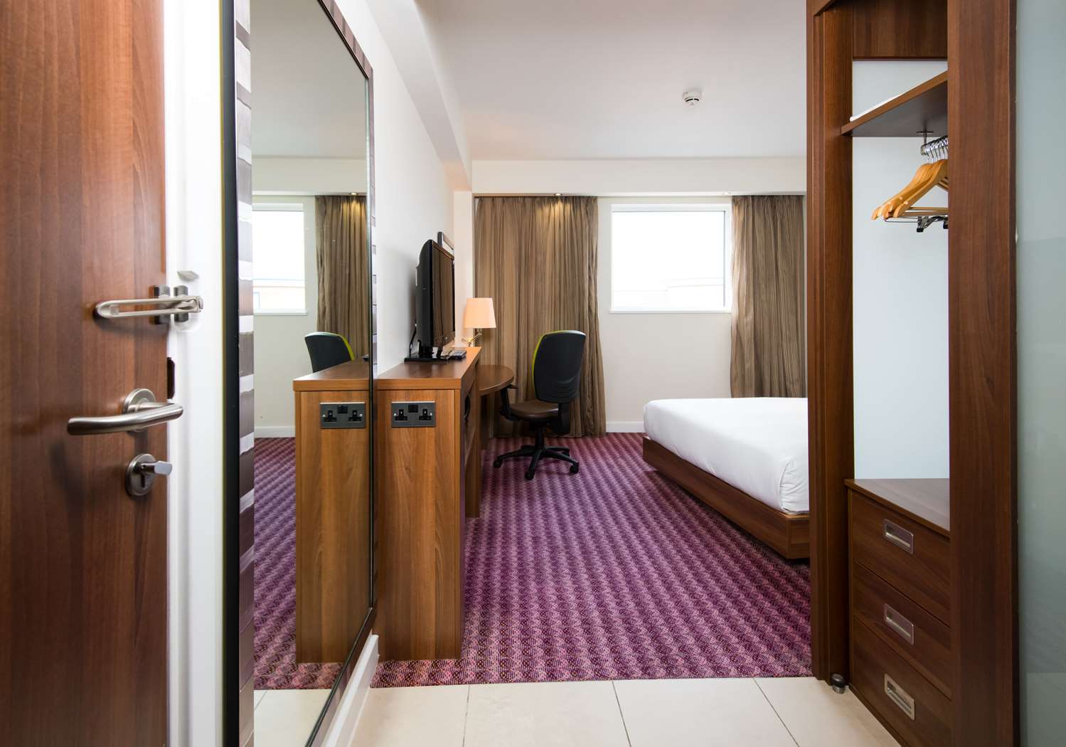 hampton by hilton birmingham jewellery quarter