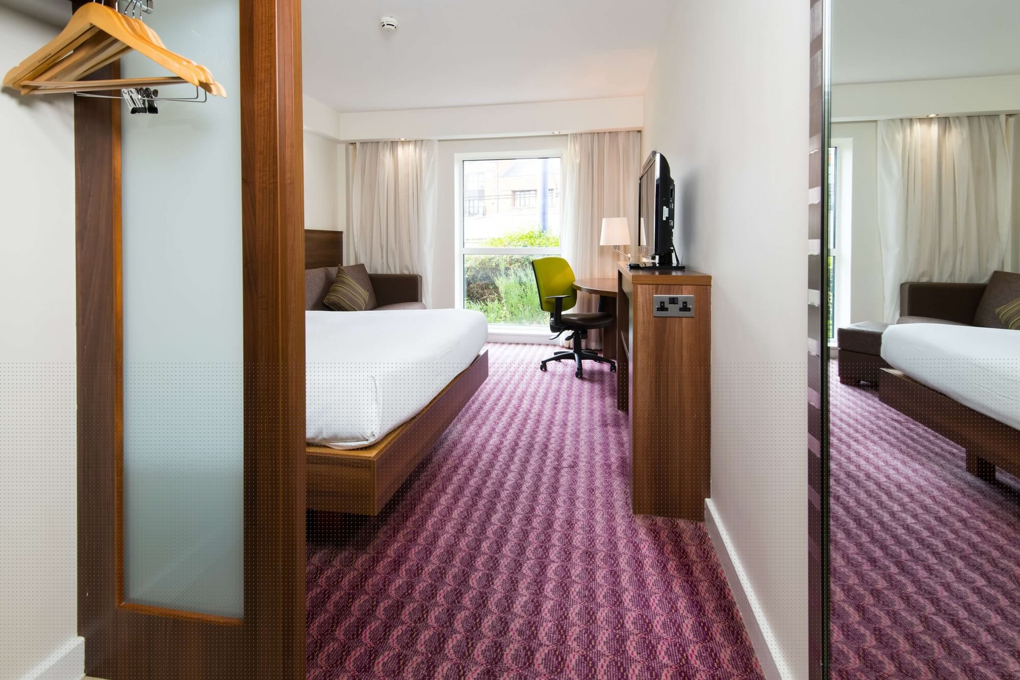 hampton by hilton birmingham jewellery quarter