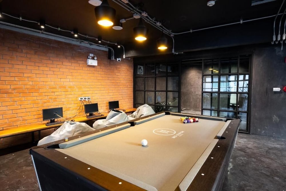 bed station hostel khaosan