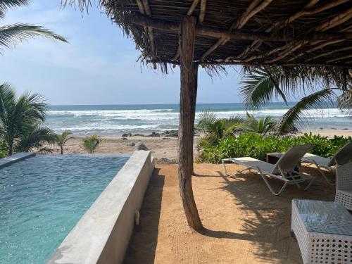 quinta feliz troncones