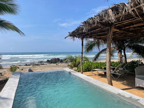 quinta feliz troncones