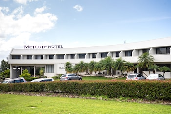 mercure charlestown