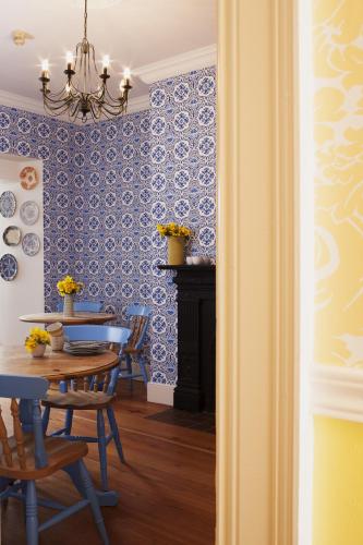 the townhouse strand