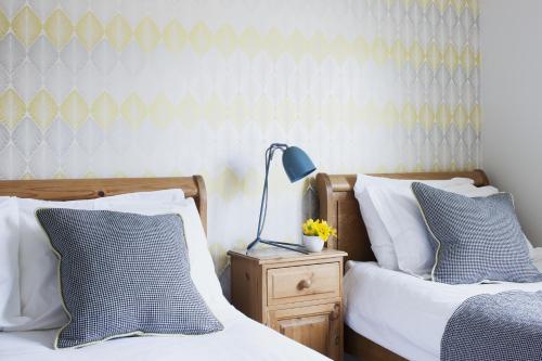 the townhouse strand