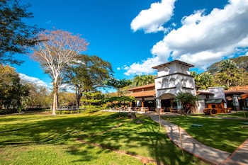 cc beach front papagayo all inclusive
