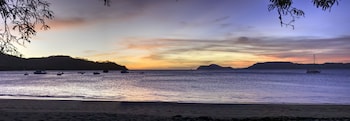 cc beach front papagayo all inclusive